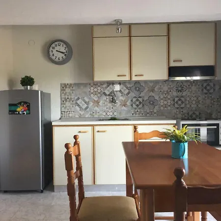 Kalimera Apartment *